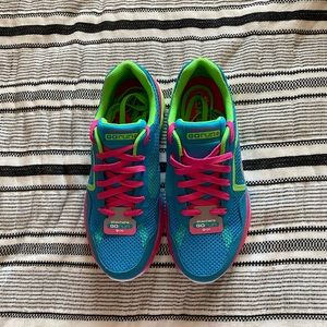 Sketchers go run fluorescent sneakers